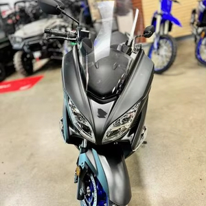 Offre Annuelle 2025 : Nouveaux Scooters Burgman 400 à Vendre - Product Image 1