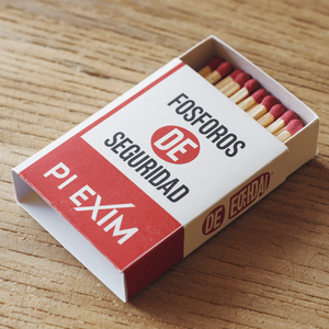 ไม้ขีดไฟในกระเป๋าเพื่อความปลอดภัยของผู้ซื้อผลิตด้วยกระดาษแข็งในอินเดียใต้ - Product Image 1