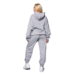 Sweat à capuche surdimensionné pour femme, gris chiné clair, 65 % coton, 35 % polyester, avec poignets côtelés, fabrication OEM - Product Image 2
