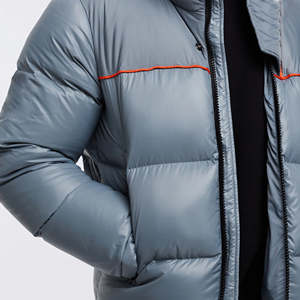 Chaqueta acolchada con cremallera de lona ligera de gran tamaño para hombre de invierno al aire libre impermeable con capucha a prueba de viento logotipo personalizado fábrica a granel - Product Image 6