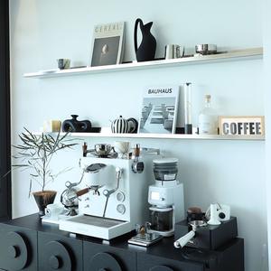 Roestvrij staal scheidingswand uit één stuk Koffiehoek Wandgemonteerd rek Vierkant display Meerlaags Modern Duurzaam - Product Image 6