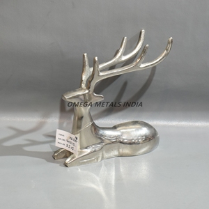 Adorno de Reno Rosa Suave hecho a mano de primera calidad, acabado suave único, elegante exhibición navideña para decoración del hogar de temporada - Product Image 5