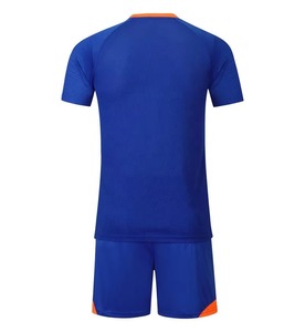 Maillot de football personnalisé à manches courtes, respirant, pour l'entraînement, avec impression par sublimation, haute qualité, vente chaude - Product Image 2