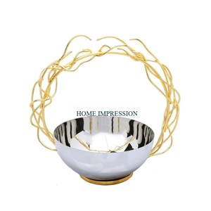 Fournisseur de l'usine Bols de service de table en métal pour salade de fruits Bol de service en acier inoxydable fait à la main avec poignée de forme demi-ronde - Product Image 1