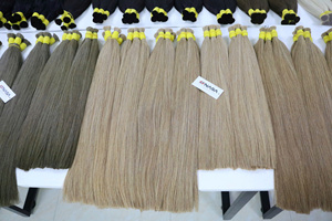 Extensions de cheveux humains vierges vietnamiens soyeux 100g, prix usine, brésiliennes Deep Wave en vrac, Super Double Drawn, Nasa Hair Keratin - Product Image 2