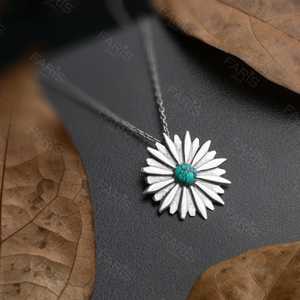 Elegante Collar Hecho a Mano con Diseño Floral, Colgante de Piedra Turquesa para Mujer, Engaste de Bisel Chapado en Oro, Joyería de Plata de Ley - Product Image 1