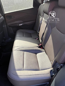 Lexus RX 350 FWD Plus SUV Usato Bianco, Guida a Sinistra o a Destra, Senza Incidenti, 2023, 5 Posti, per Esportazione - Product Image 4