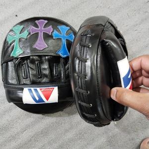 เป้าซ้อมมวยแบบมืออาชีพใหม่เป้าซ้อมมวยแผ่นฝึกมวยแบบมีหัวใจทำจากโครเมี่ยมออกแบบได้ตามต้องการ - Product Image 3