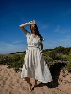 เดรสยาวสไตล์ยูเครนคอวีของผู้หญิงเดรสยาวปักลายลำลองสวมใส่ในวันหยุดฤดูร้อนออกแบบได้ตามต้องการ - Product Image 4