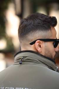 Veste d'hiver décontractée pour hommes avec capuche poches zippées Vêtements d'extérieur rembourrés chauds et imperméables-Manteau de style tendance - Product Image 3