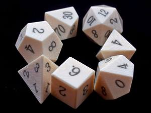 ชุดลูกเต๋า D&D 7 ลูก ทำจากกระดูกควาย งานแฮนด์เมดคุณภาพสูง เป็นมิตรกับสิ่งแวดล้อม ดีไซน์และขนาดแม่นยำ 10 ด้าน - Product Image 6