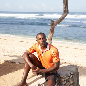 T-shirt unisexe décontracté à col zippé, imprimé brodé, avec poche, manches courtes, anti-plis, évacuant l'humidité, tricoté, écologique - Product Image 2