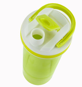 Botella de plástico portátil para gimnasio, mezclador de proteínas con logotipo personalizado, sin BPA, 700ml - Product Image 4