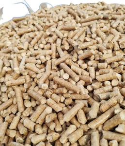 Pellets de madera premium disponibles EN Plus-A1 6mm/8mm de abeto, pino y haya en venta - Product Image 1