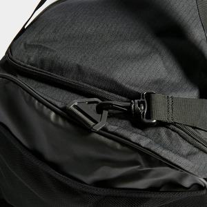 Weekender-Bolso de viaje de cuero PU con logotipo personalizado para hombre y mujer, de gran capacidad, a la moda, color blanco, venta al por mayor - Product Image 4