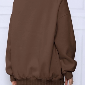 Sudadera suave para mujer hecha a mano con interior de lana cepillada que garantiza una sensación cálida y cómoda durante el clima más fresco - Product Image 3