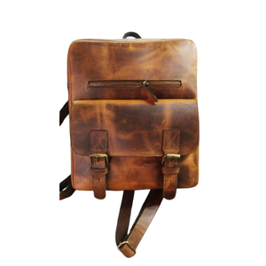 Mochila de Cuero Crunch DIVINE INTERNATIONAL con Asa Resistente y Cierre de Cremallera, Hecha a Mano con Cuero Genuino - Product Image 1