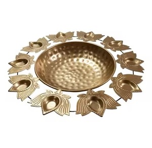 Urli martillado redondo moderno con hojas vintage, vajilla de metal para decoración del hogar y decoración de mesa de fiesta - Product Image 1
