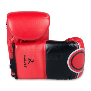 Sac de frappe en cuir avec design rembourré, poids équilibré et caractéristiques antidérapantes pour une pratique de frappe améliorée et une précision accrue - Product Image 2
