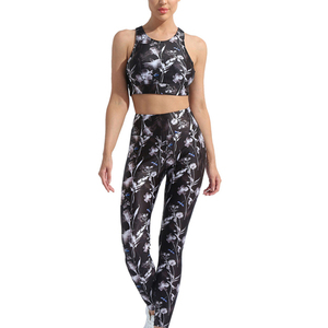 2024 conception personnalisée femmes Gym Yoga Sport costume U cou sans manches Sport soutien-gorge hauts taille haute pantalon Yoga ensembles - Product Image 3