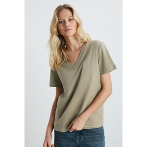 GRIMELANGE ALINE Camiseta de cuello en V profundo 100% algodón orgánico para mujer, ajuste cómodo - Product Image 5
