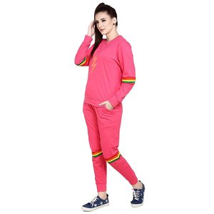 Ensemble de survêtement de yoga respirant Evolve pour femme : pantalon de jogging et haut pour l'entraînement et le sport - Product Image 4