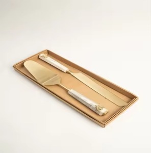 Hermoso juego de servidor de pastel de boda de metal, juego grabado de pastel de boda para fiestas y eventos de cumpleaños - Product Image 3