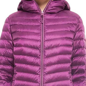 Veste matelassée élégante pour femmes avec capuche et poches Vêtements d'hiver pour l'extérieur et les looks décontractés - Product Image 5