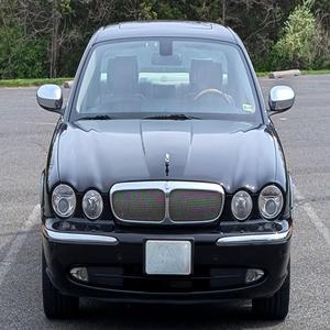 JAGUAR XJ SUPER V8 2007 d'occasion, conduite à gauche/droite - Product Image 1