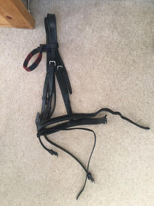 À la main. Bride en cuir marron à la main. Bride en cuir dernier modèle soulagement de la pression anatomique confort rembourré - Product Image 5