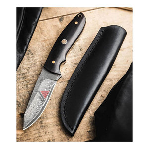 Couteau de chasse de luxe en acier damas gravé lame en acier damas manche en bois OEM personnalisable utilisation de la cuisine garantie de 3 ans - Product Image 5