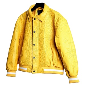 แจ็คเก็ตวาร์ซิตี้แบบใหม่สำหรับทุกเพศ สไตล์นักศึกษา พร้อมโลโก้ด้านหน้าแบบกำหนดเอง กันน้ำ เหมาะสำหรับสวมใส่ลำลอง - Product Image 3