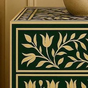 Ensemble de table en bois de style européen traditionnel avec incrustations d'os pour salons, chambres à coucher, salles de bain, fabriqué par une entreprise de production indienne - Product Image 2
