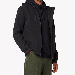 Chaqueta Softshell Ligera para Hombre con Logotipo Personalizado, Diseño Frontal, Impermeable y Cortavientos para Uso en Exteriores - Product Image 6