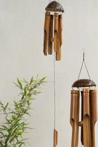 Carillón de viento de bambú hecho a mano de Vietnam con materiales ecológicos y sonido natural relajante - Product Image 2