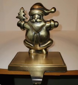 Métal Bronze Père Noël Figurine Vintage Holiday Decor Accent pour Table de Noël Centre de Table Étagère Affichage ou Cadeau But - Product Image 1