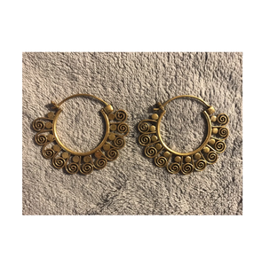 Boucles d'oreilles en laiton de luxe gravure or laiton anniversaire femmes boucles d'oreilles artisanat naturel design fait main - Product Image 1