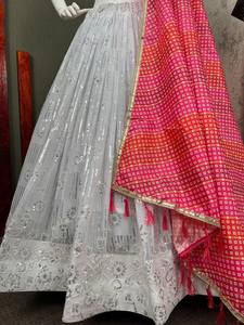 ชุดแต่งงานของนักออกแบบอินเดียที่สวยงาม Georgette Lehenga ชุด Georgette พร้อมด้ายฝ้ายหนักลําดับงานชาติพันธุ์ Lehenga - Product Image 4
