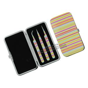 Pince à épiler d'extension de cils en acier inoxydable de marque privée avec pince à épiler à pointe en fibre multicolore pointue - Product Image 1