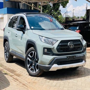 Venta al por mayor de usado para Toyota RAV4 SUV híbrido diésel dirección derecha bajo kilometraje fresco y limpio popular por su bajo precio - Product Image 6