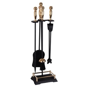 Juego de herramientas de fuego de latón vintage con acabado antiguo y mangos elegantes perfectos para la decoración clásica de la chimenea y el estilo del hogar - Product Image 1