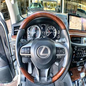 ¡Oferta Imperdible! Lexus LX 570 V8 2021 Súper Limpio, Motor 4.7L de 383hp, Tracción en las Cuatro Ruedas, Automático, Color Blanco Perla Eminent, SUV de Lujo - Product Image 3