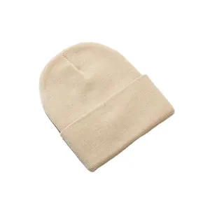 卸売カスタム高品質女性ラベルロゴ冬帽子ビーニーファッショナブルなアクリル冬帽子カスタムビーニー