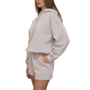 2025 nouveauté Logo personnalisé femmes hiver deux pièces ensemble haute qualité à capuche genou longueur Shorts solide femmes ensembles - Product Image 5