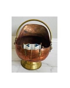 Seau à charbon en cuivre fait main pour la décoration de cheminée style vintage parfait pour l'accessoire de chauffage intérieur de maison traditionnelle - Product Image 3