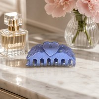 Pince à cheveux Oradour Sweet en acétate fait main, motif cœur avec strass, design aile, ressort puissant, maintien antidérapant, violet rose