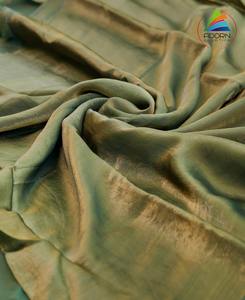 Tissu satiné 100% nylon très demandé, haute résistance, finition lisse, pour la mode, robes, lingerie et vêtements de mode, en vente - Product Image 2