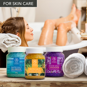 Ensemble de bain au sel de mer cristallisé Aromatika Sea Breeze avec Ylang-Ylang et Lavande pour le soin du corps, 3 x 400g, kit relaxant - Product Image 5