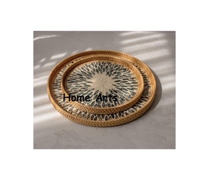Plateau de service alimentaire en rotin et nacre, design tendance, forme ronde, plateau de service pour chocolats à vendre - Product Image 5