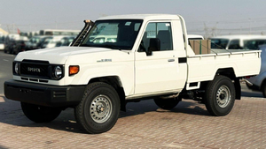Toyota Land Cruiser Pick Up 2024 Blanco, Camioneta Utilitaria Todoterreno Usada, Doble Cabina, Vehículo de Carga - Product Image 1